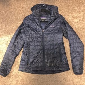 New without tags Patagonia nano puff hooded jacket size small